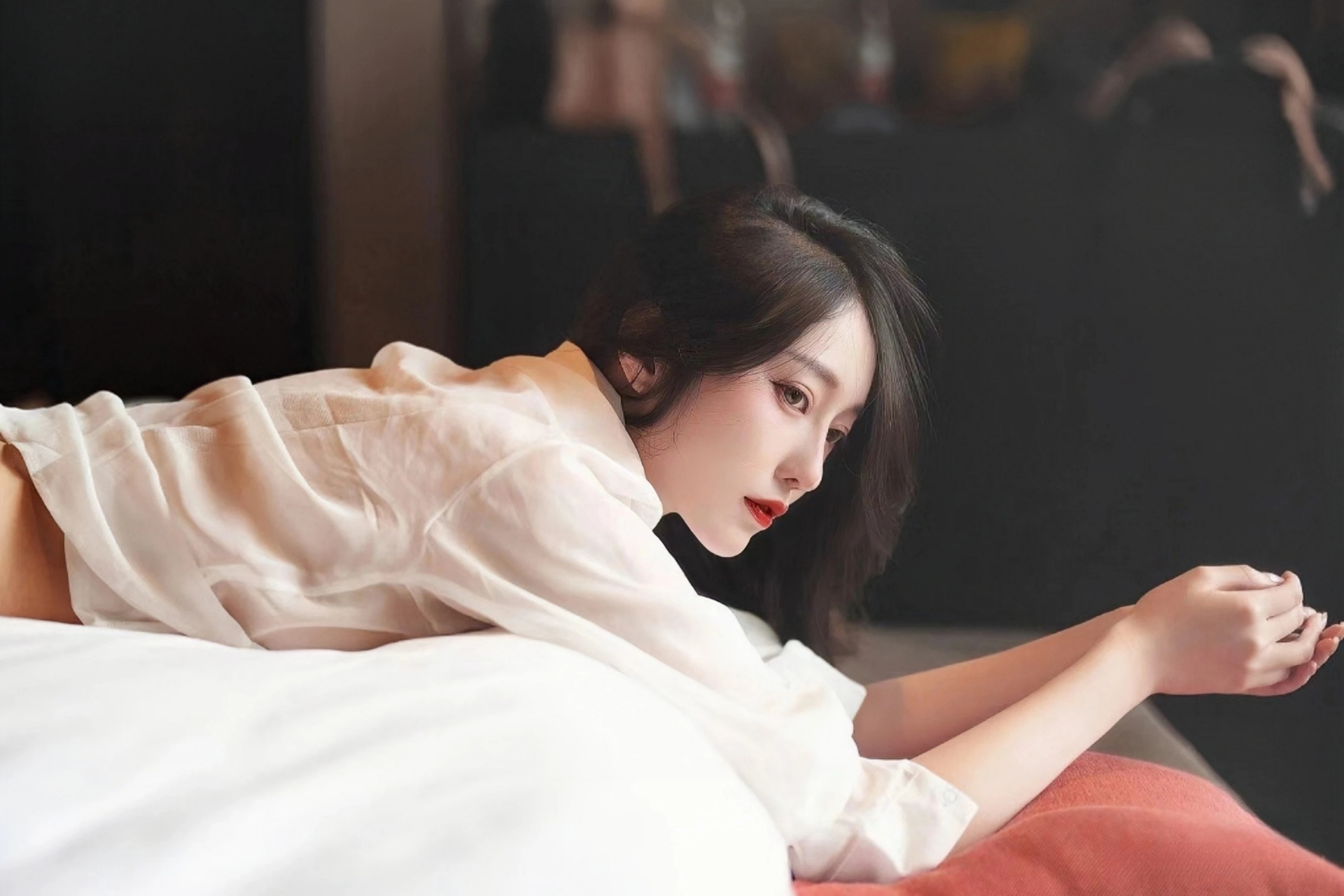 2022至2024年全国城乡残疾人新增就业累计164.8万人